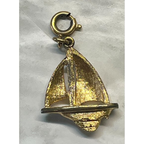 Vintage Monet Charm Sailboat Nautical Gold Tone for Bracelet Beach Ship Boat - Picture 2 of 6